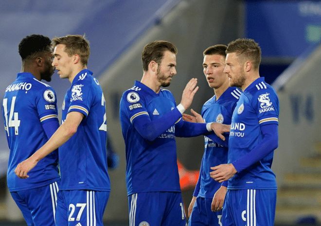 海星直播- 比利亚雷亚尔训练开放日；关键时刻官宣签约引欢呼；欧联在即；训练强度明显提升