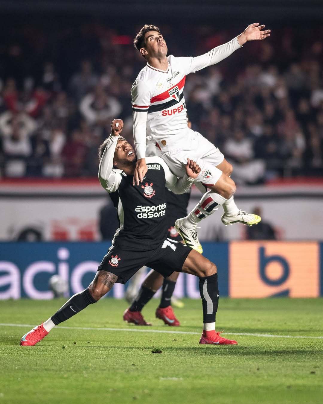 海星赛事- c罗十大残暴级进球!守门员这哪是人干的事啊 