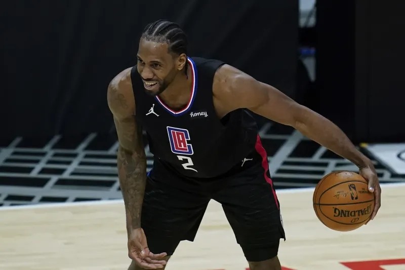 海星体育-穆古鲁扎赛事官方发布挺进下一轮新规，老鹰争议不断！的简单介绍